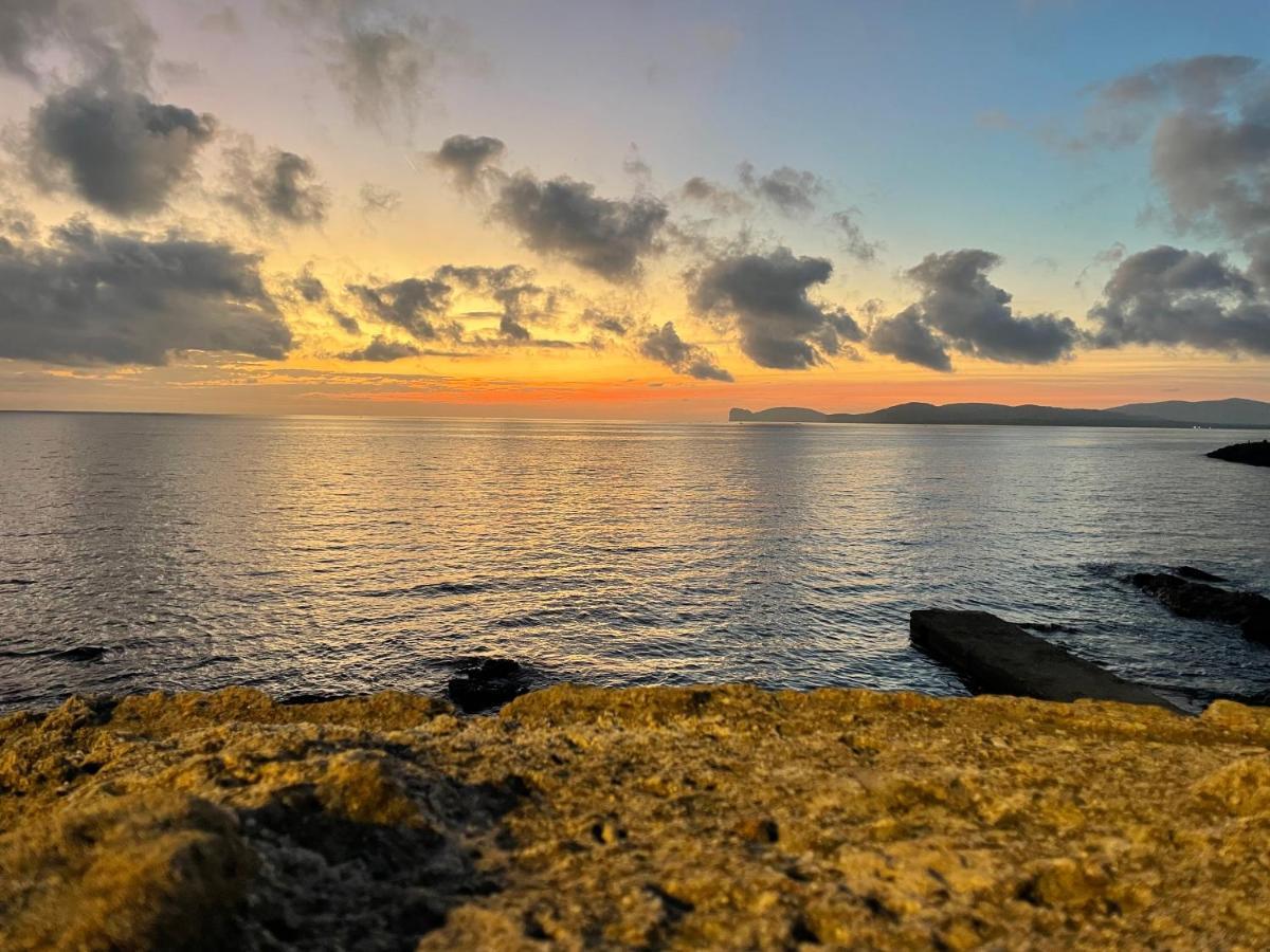 Appartamento Fronte Mare Residence Weber La Maddalena  Dış mekan fotoğraf